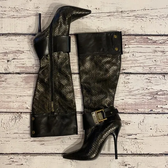 Marciano boots