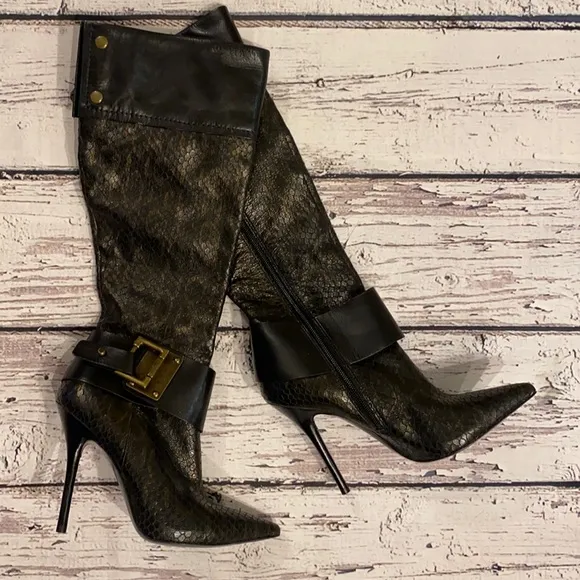 Marciano boots
