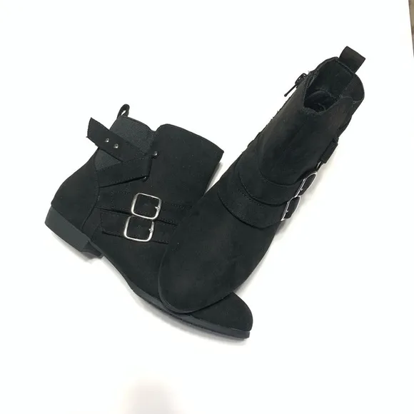 Mari A. Bleighton Black Ankle Boots Faux Suede