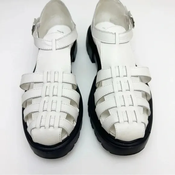 MATISSE  &quot;Dart&quot; Classic Fisherman-style Lug Chunky Sandals 8