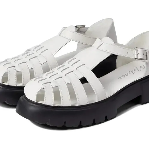 MATISSE  &quot;Dart&quot; Classic Fisherman-style Lug Chunky Sandals 8