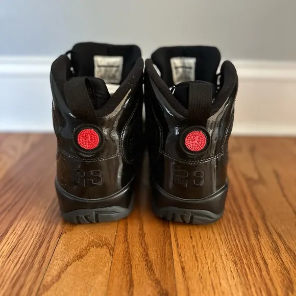 Men’s Air Jordan Retro Sneakers