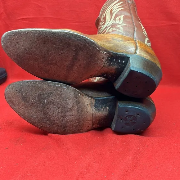 Men’s Brown Leather Justin Cowboy Boots SZ 10.5 D box 62
