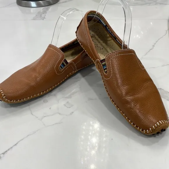 Men’s Brown Leather Loafers. Size 11