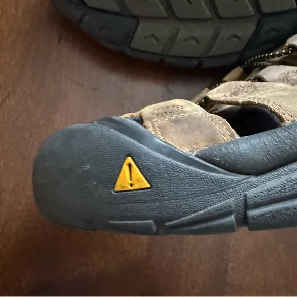 Men's Brown Sandals
