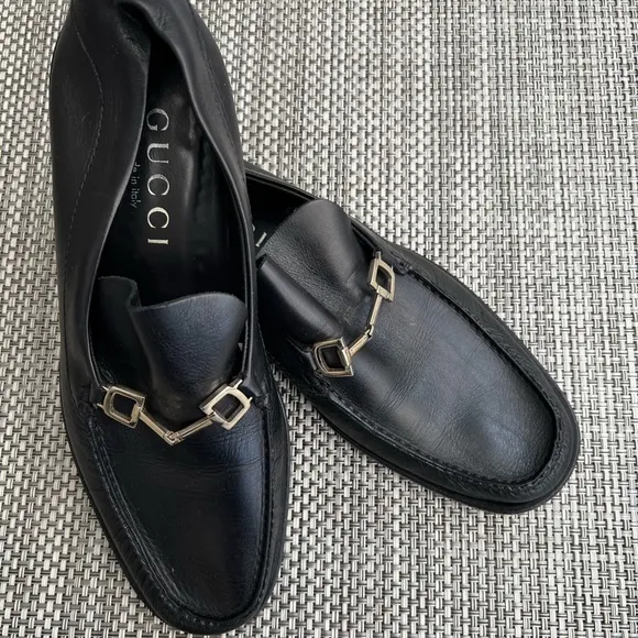 Men’s “Gucci” Black Slip-On Loafers