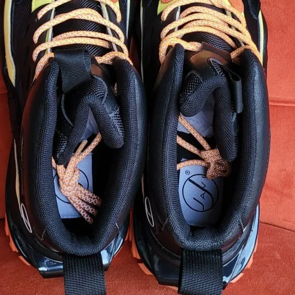 Men's Javi Logic Boots Size 9
