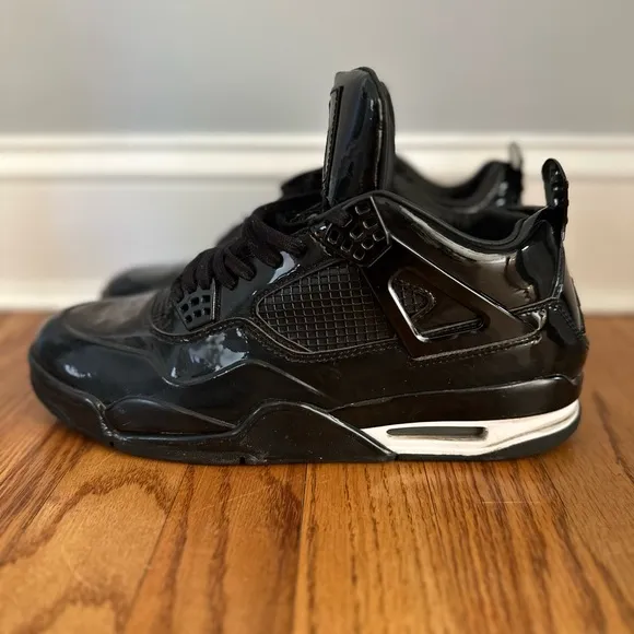 Men’s Jordan 4 Retro Patent Leather Sneakers