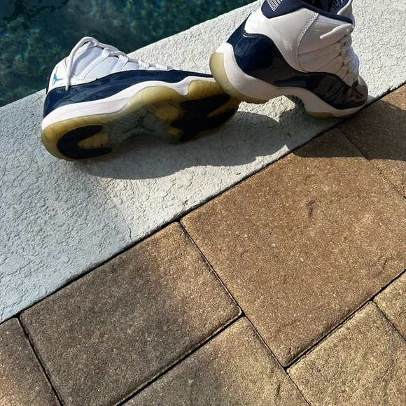 Men’s Jordan Retro 11 Sneakers - Navy and White