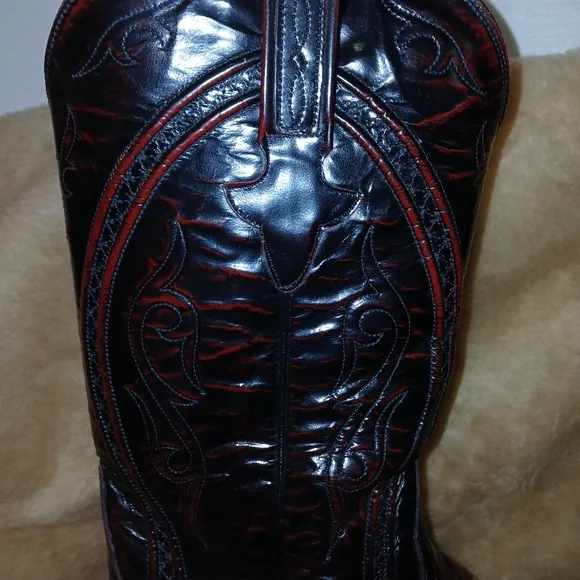 Men's LUCCHESE Cherry Black and Red Leather Boots.