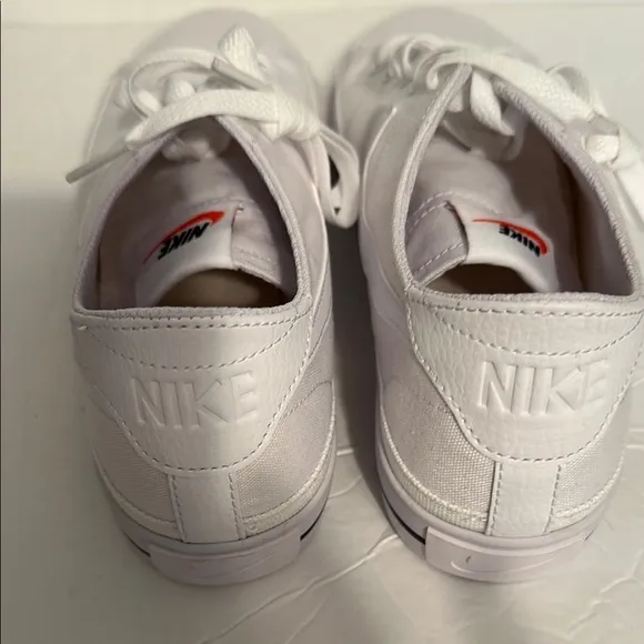 Men’s Nike Court Legacy Canvas Sneakers