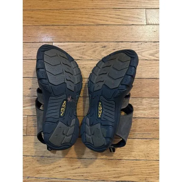 Men’s Size 8.5 KEEN Newport H2 Brown Nubuck Waterproof Sport Sandals
