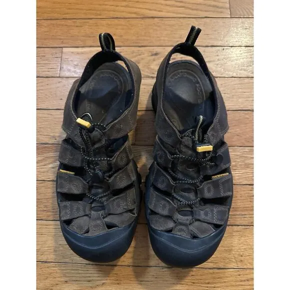 Men’s Size 8.5 KEEN Newport H2 Brown Nubuck Waterproof Sport Sandals