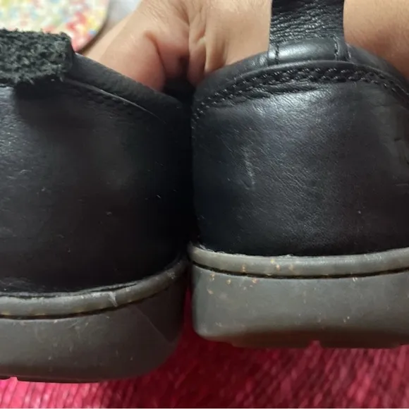 Mens Ugg Black Leather and Genuine Sheepskin Loafers Size 12