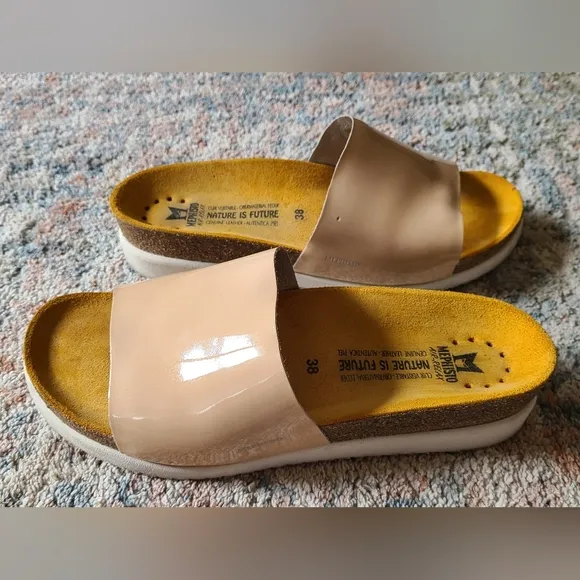 Mephisto Women's Classic Cream AIR RELAX Comfort Sandal Slides Size 38 EU