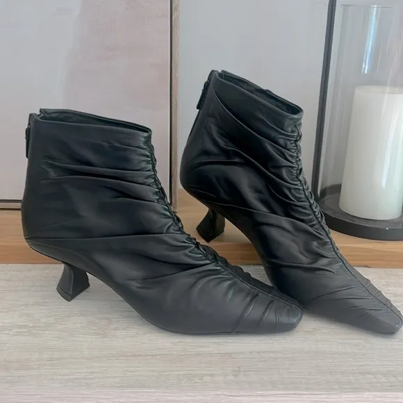 Mercedes Castillo Black Leather Caitlyn Ruched Ankle Boots, Size 9, NWOT