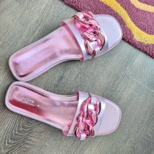 Metallic flat pink sandals