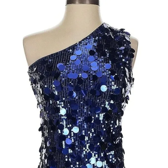 💥MEZMERAZING!💥One-shoulder Asymmetrical Gown in Royal Blue Disc Sequin