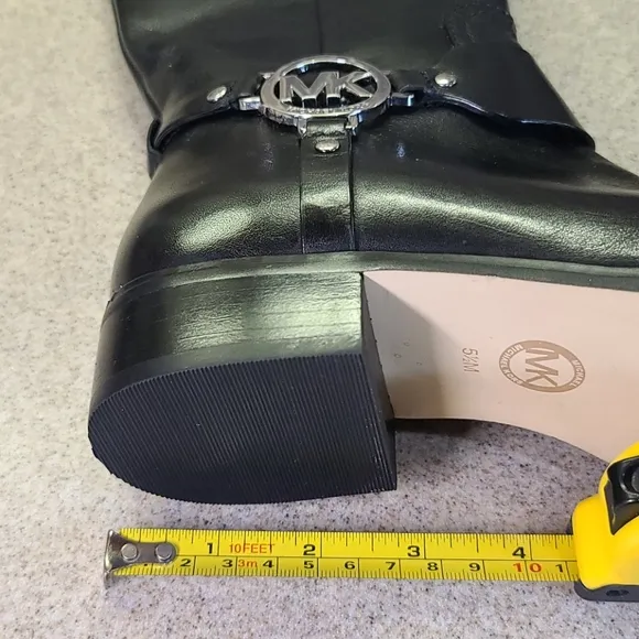 MICHAEL KORS BOOTS SIZE 5.5 BLACK