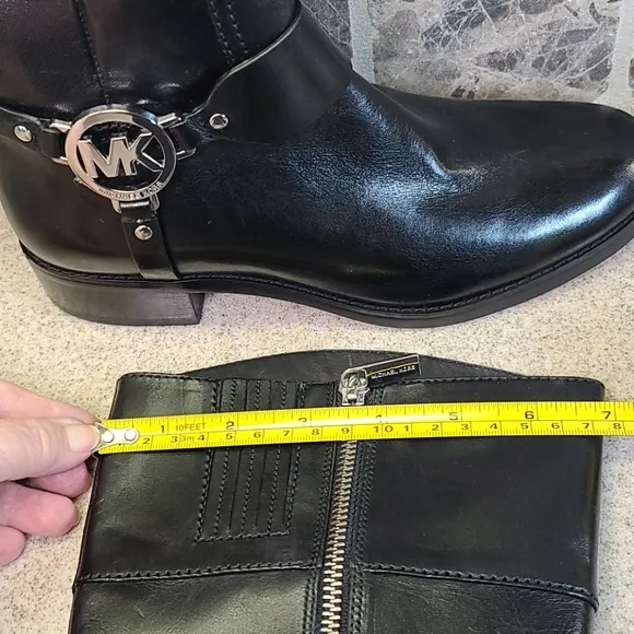 MICHAEL KORS BOOTS SIZE 5.5 BLACK