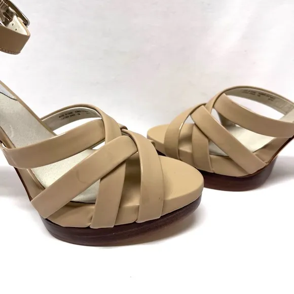 Michael Kors High Heel Strappy Sandals Keli Nude Beige Size 10 Patent Leather