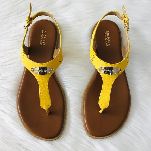 MICHAEL KORS Leather Thong Flat Sandals