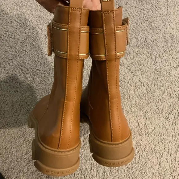 Michael Kors Ridley Chelsea Signature Tall Brown Leather Boots Shoes sz 7, NEW