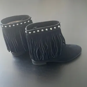 Michael Kors suede Fringe boots