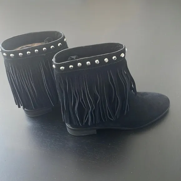 Michael Kors suede Fringe boots
