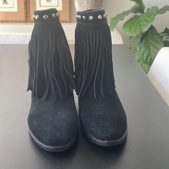 Michael Kors suede Fringe boots