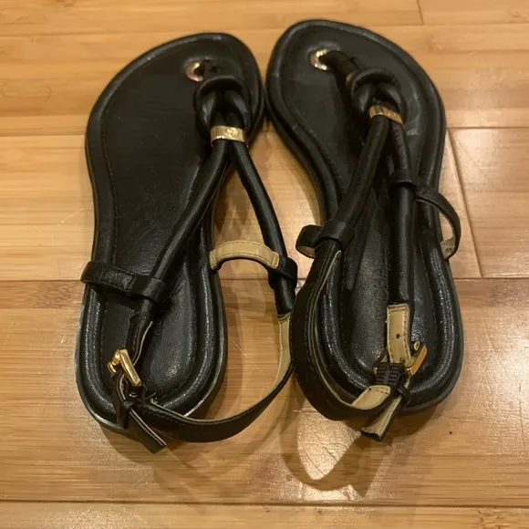 MICHAEL Michael Kors Holly Black Leather &amp; Gold Hardware Flat Sandals Size 7.5