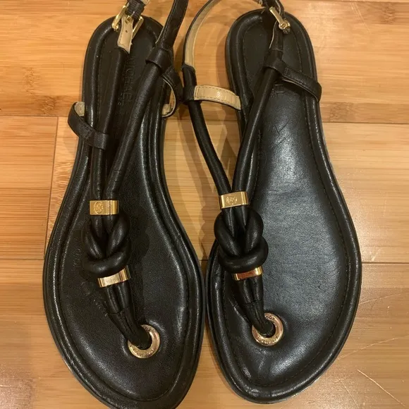 MICHAEL Michael Kors Holly Black Leather &amp; Gold Hardware Flat Sandals Size 7.5