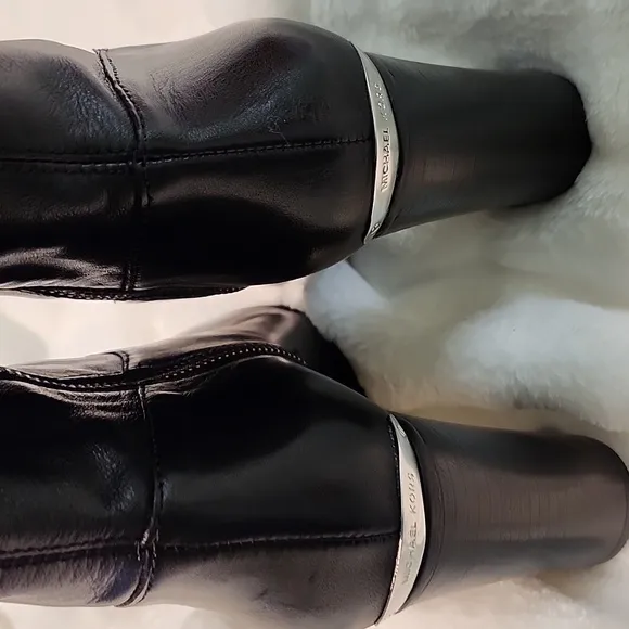 Michael Michael Kors Regina Tall Zip Boot Brand New Size 5.5 and 7