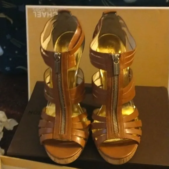 MICHAEL Michael Kors T-Strap Leather Ankle Booties Platform Cork HiHeel Sandals