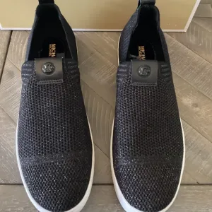 MICHAEL MICHAEL KORS Women's Juno Knit Slip-On Sneakers, size 8