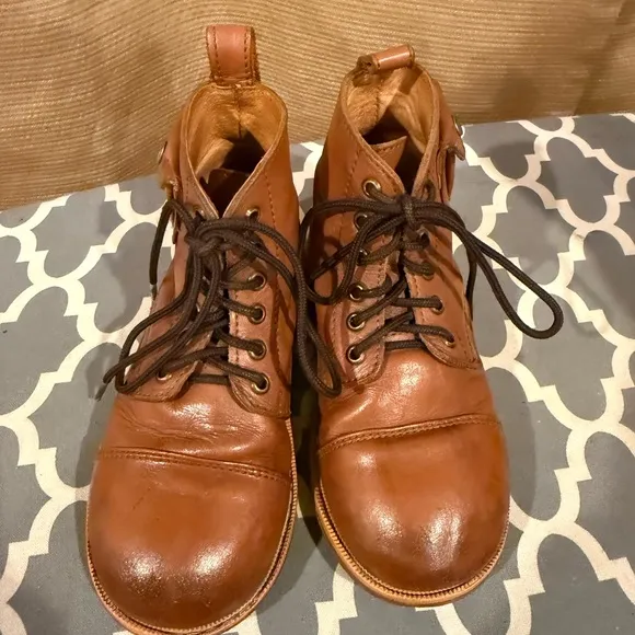 Mikoleon Heirloom Brown Leather Lace-Up Boots size 27