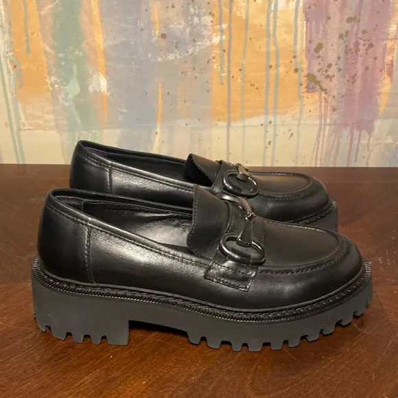 Minelli Paris Black Leather Flats/Loafers  Women’s 41/ US 10   EUC
