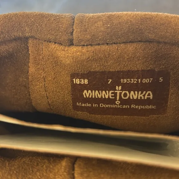 Minnetonka Suede Tan Western Bohemian Fringe Boots Size 7