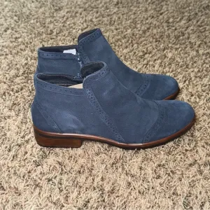 NAOT Nefasi Ankle Boots Women EU 40/ US 9 Navy Blue Nubuck Leather Side Zip Shoe
