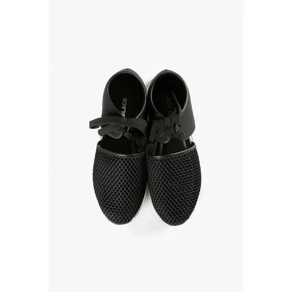 NEW ALL BLACK women's amazing mesh fashion sneaker in black