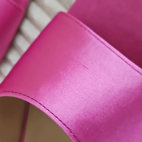 NEW ANN TAYLOR Studio Collection Pink Satin High Heel Mule Sandals SIZE 9.5