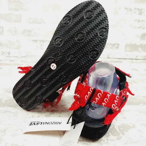 New Arizona Love Trekky bandana-print flat sandals K571