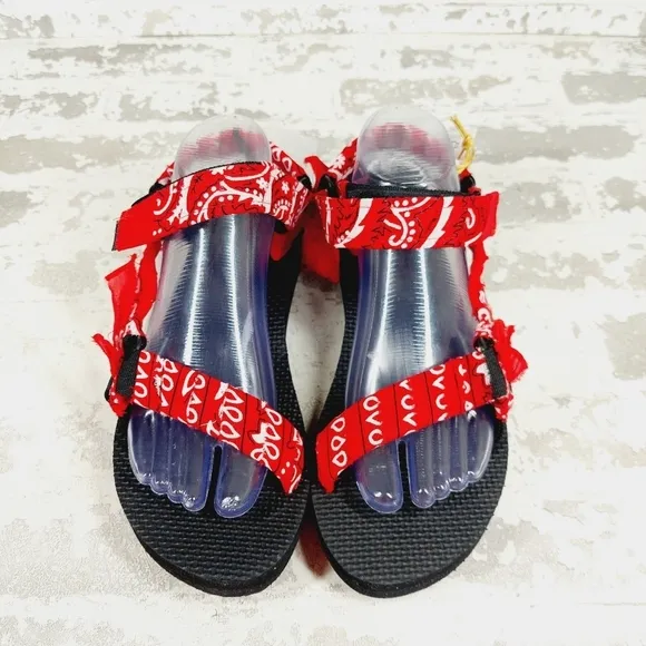 New Arizona Love Trekky bandana-print flat sandals K571
