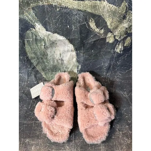 New  Arizona Teddy Shearling Birkenstock Sandals Size EU 37