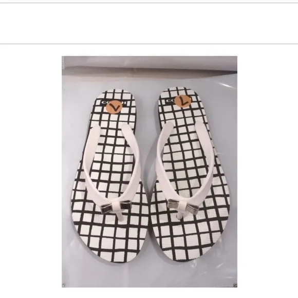 NEW AUTHENTIC COACH FLAT SLIDES THONG SANDALS SIZE 7