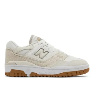 New Balance 550 Sneakers in Sea Salt Linen