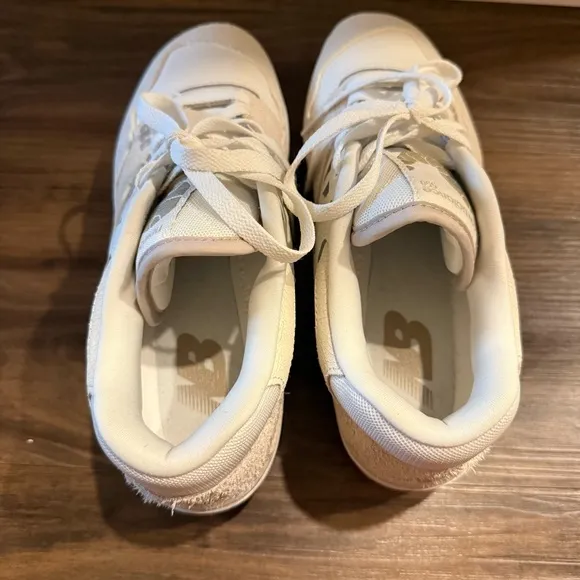 New Balance 550 Sneakers in Sea Salt Linen