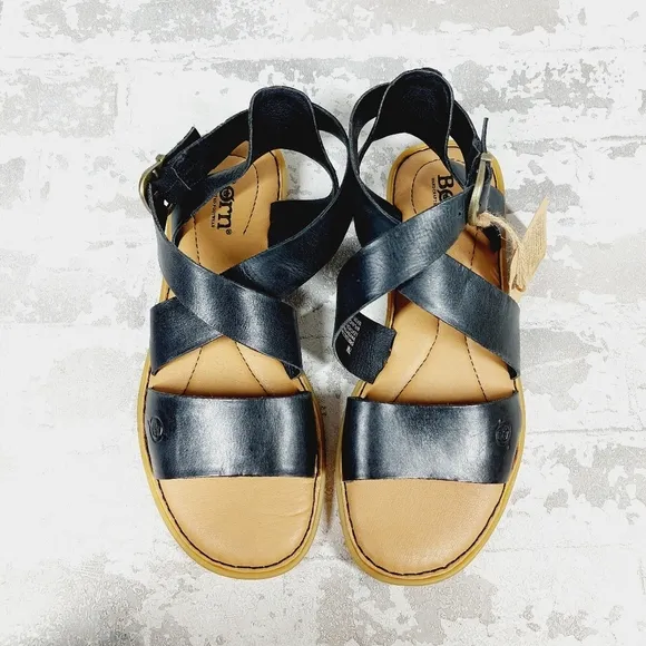 New Born Leah Black Leather Buckle Up Flat Sandals H787