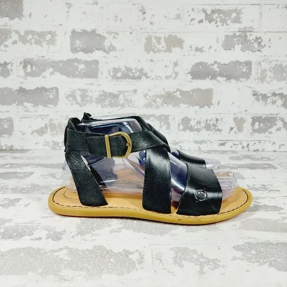 New Born Leah Black Leather Buckle Up Flat Sandals H787
