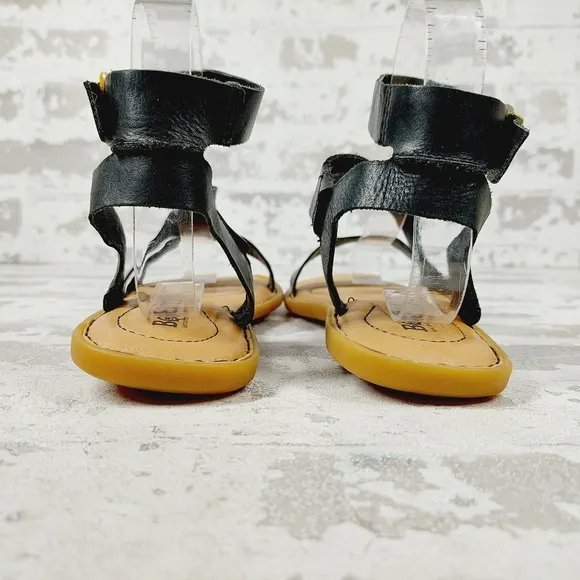 New Born Leah Black Leather Buckle Up Flat Sandals V175